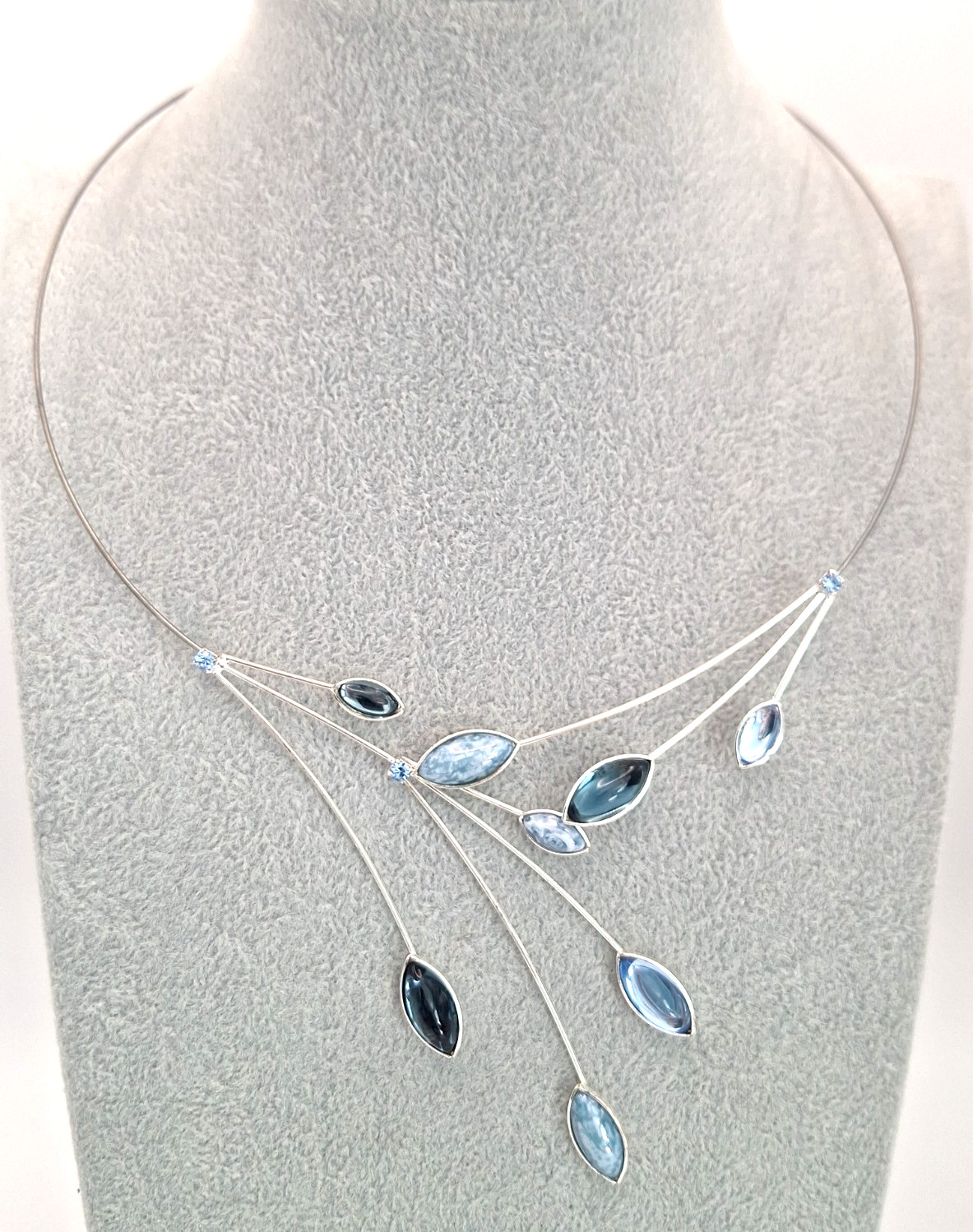 Uno Alla Volta Blue Czech Glass Leaf Necklace Mermaidcore Coastal Chic Resort
