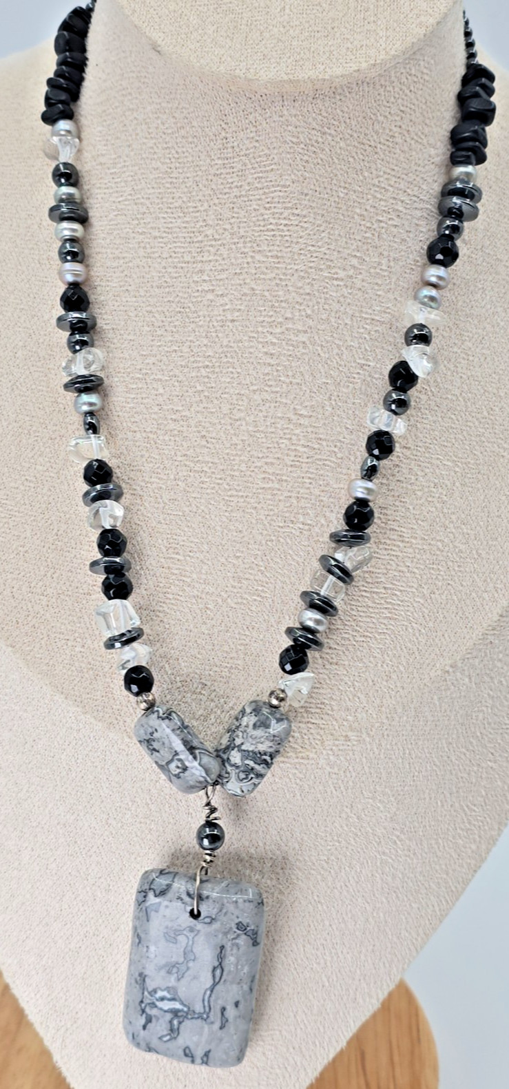 Artisan Stone & Glass Beaded Necklace Pendant Black Gray Earthy 16″ Handmade