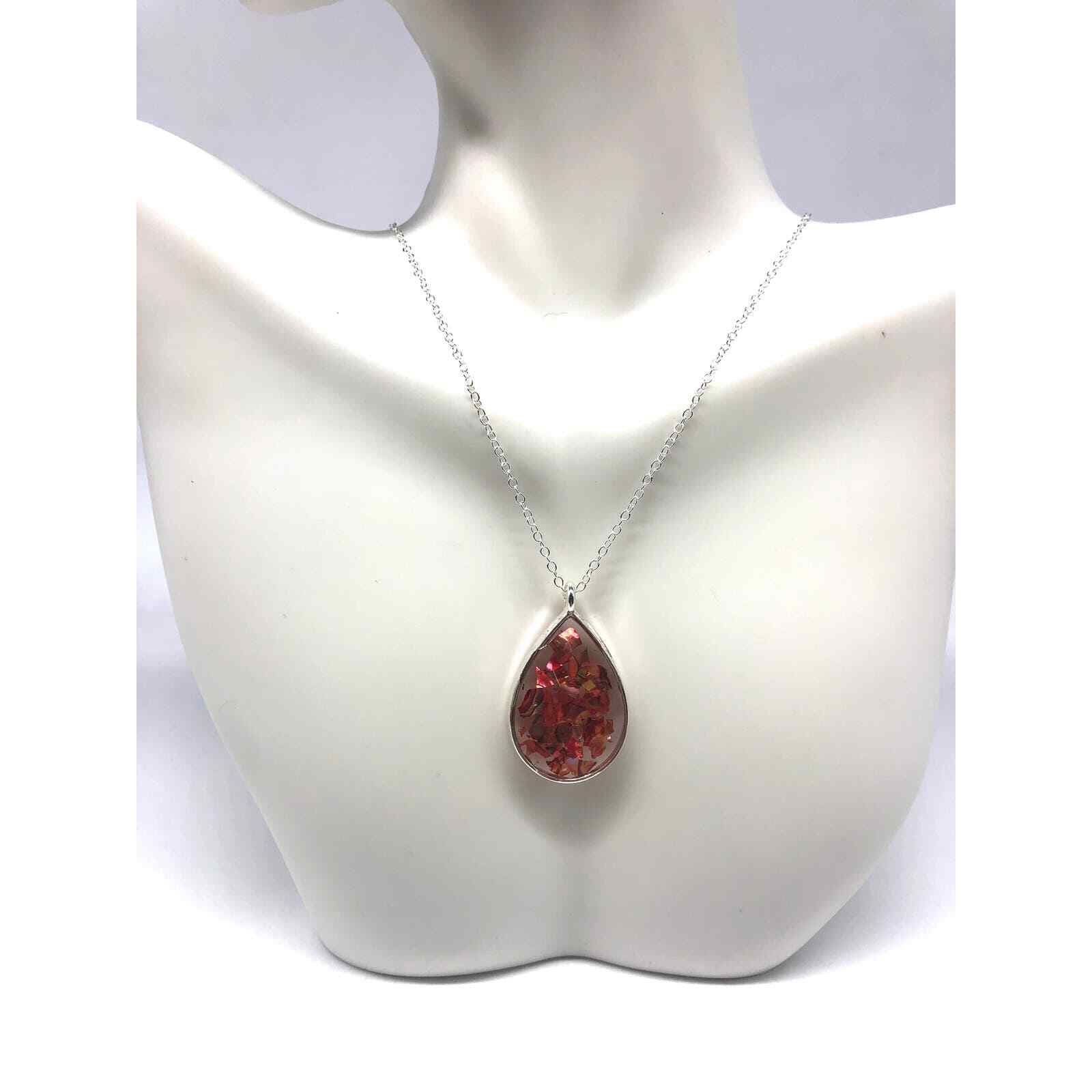 Gorgeous Resin Red Abalone Flakes Pendant Silver-Plated Chain Beautiful Colors