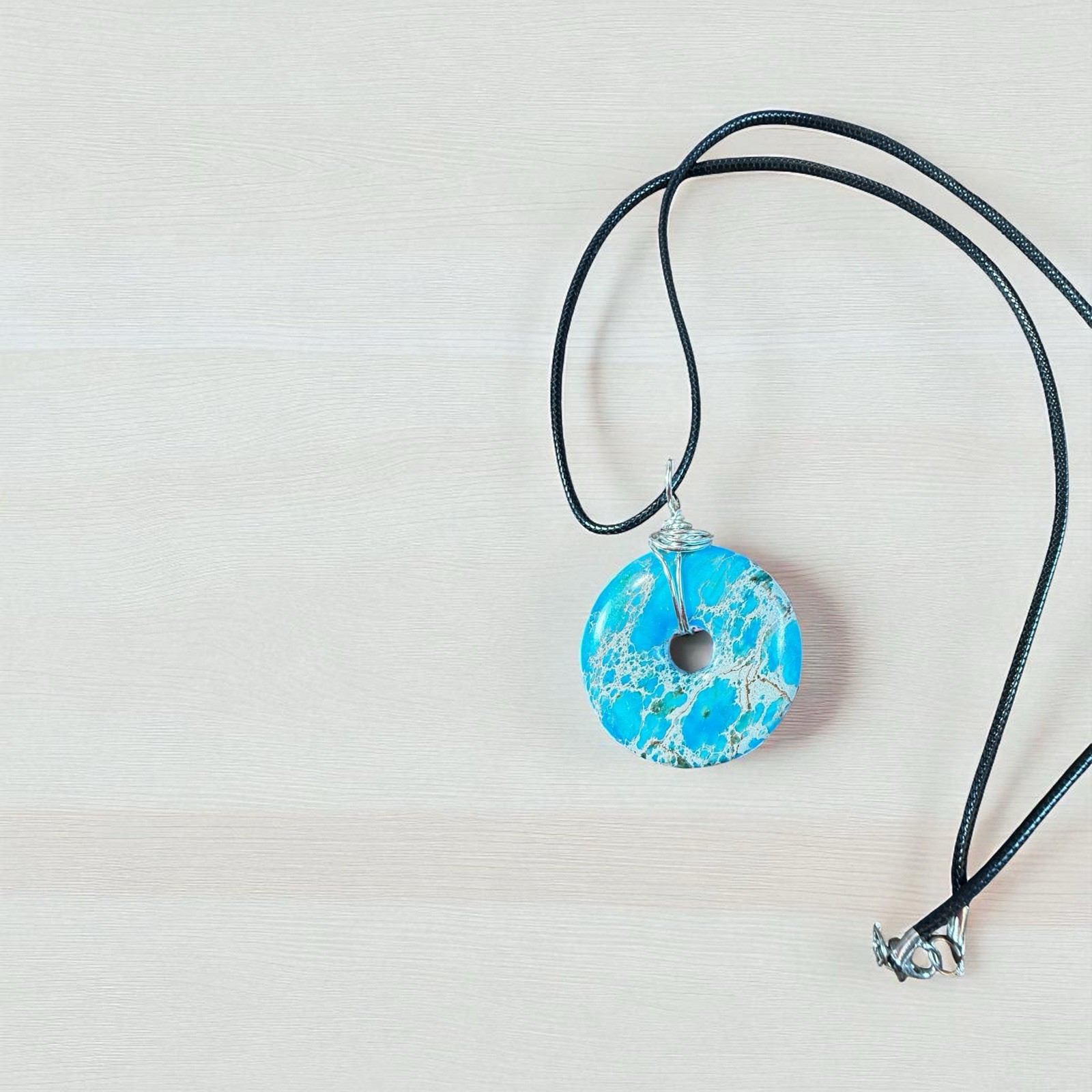 Natural Stone 40mm sea sediment Jasper Circle Disc Pendant Necklace Leather Cord