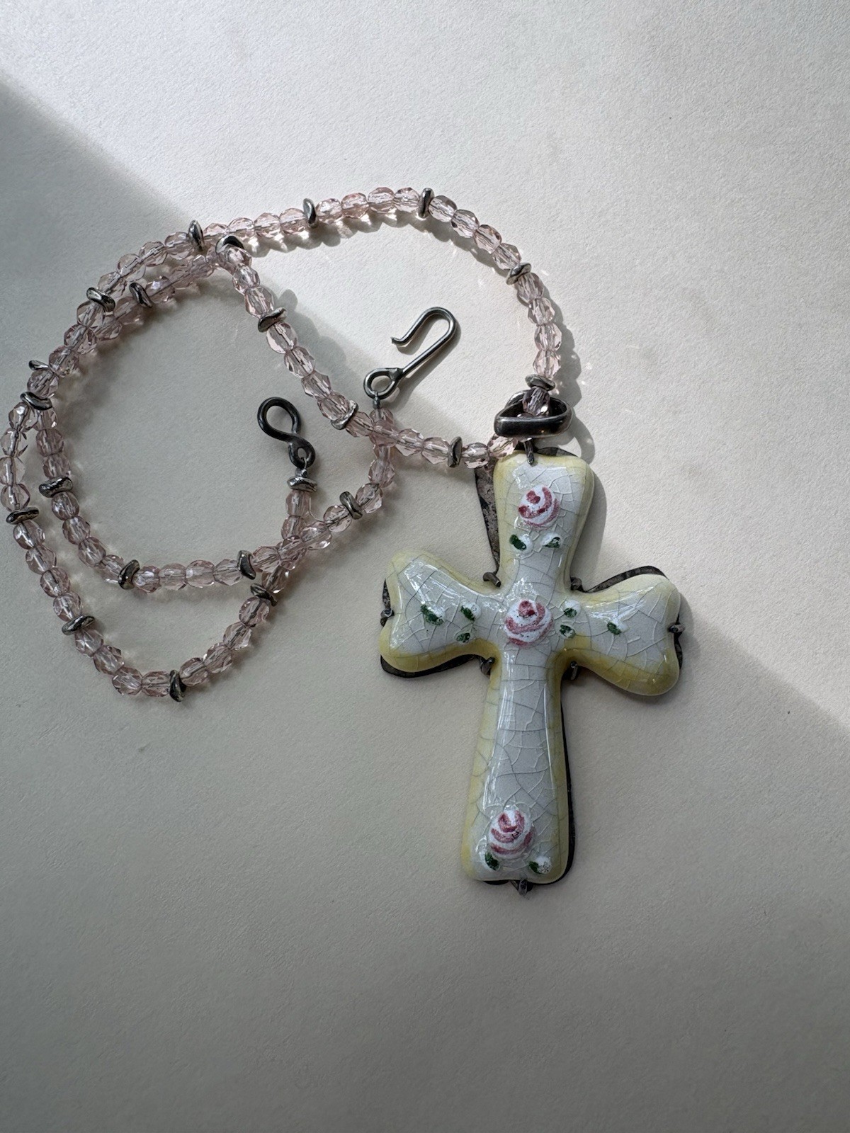 Handcrafted Glass Beaded Cross Pendant Necklace Floral Design Pink Chain