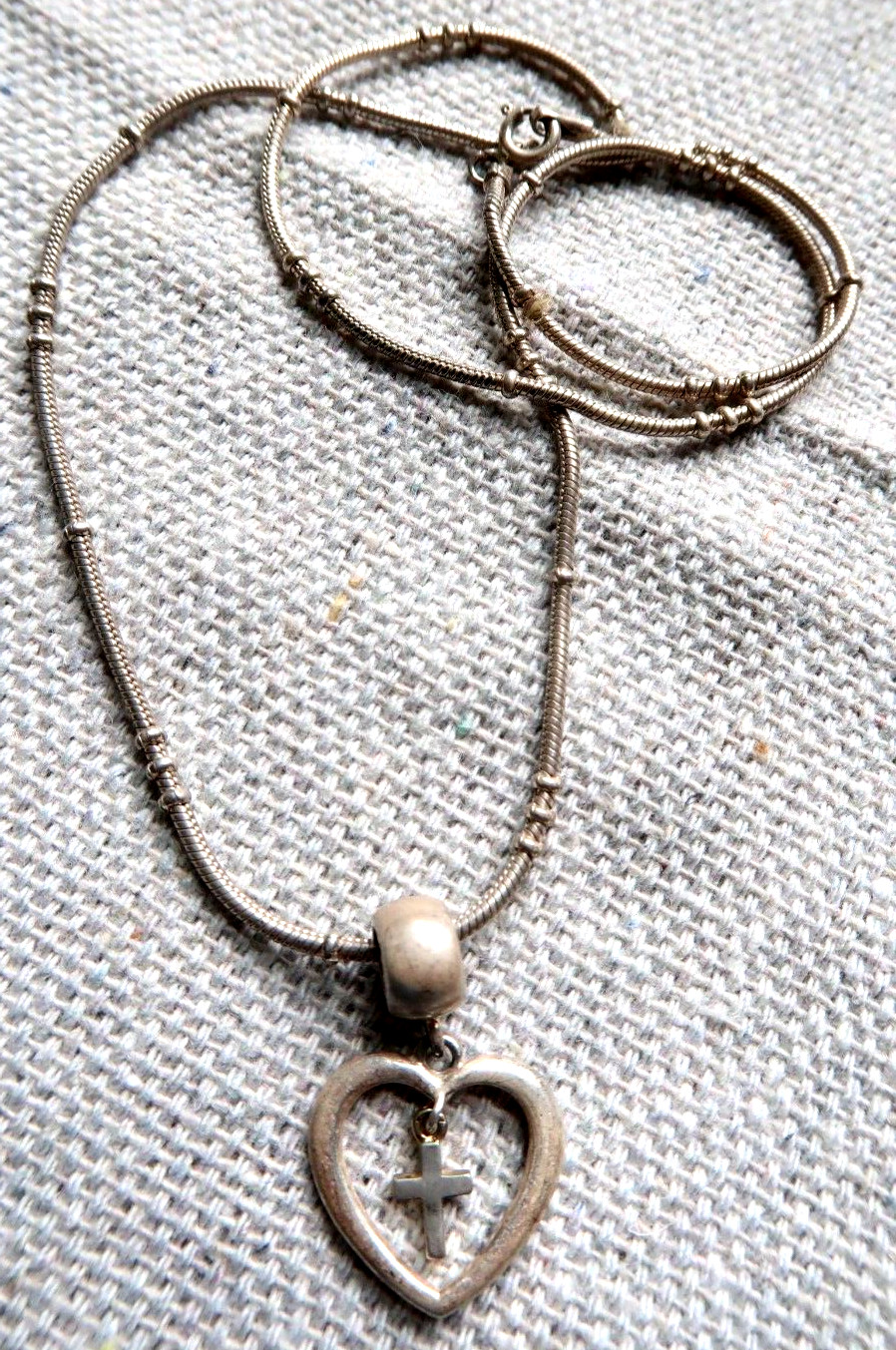VINTAGE STUNNING STERLING SILVER HEART with CROSS NECKLACE