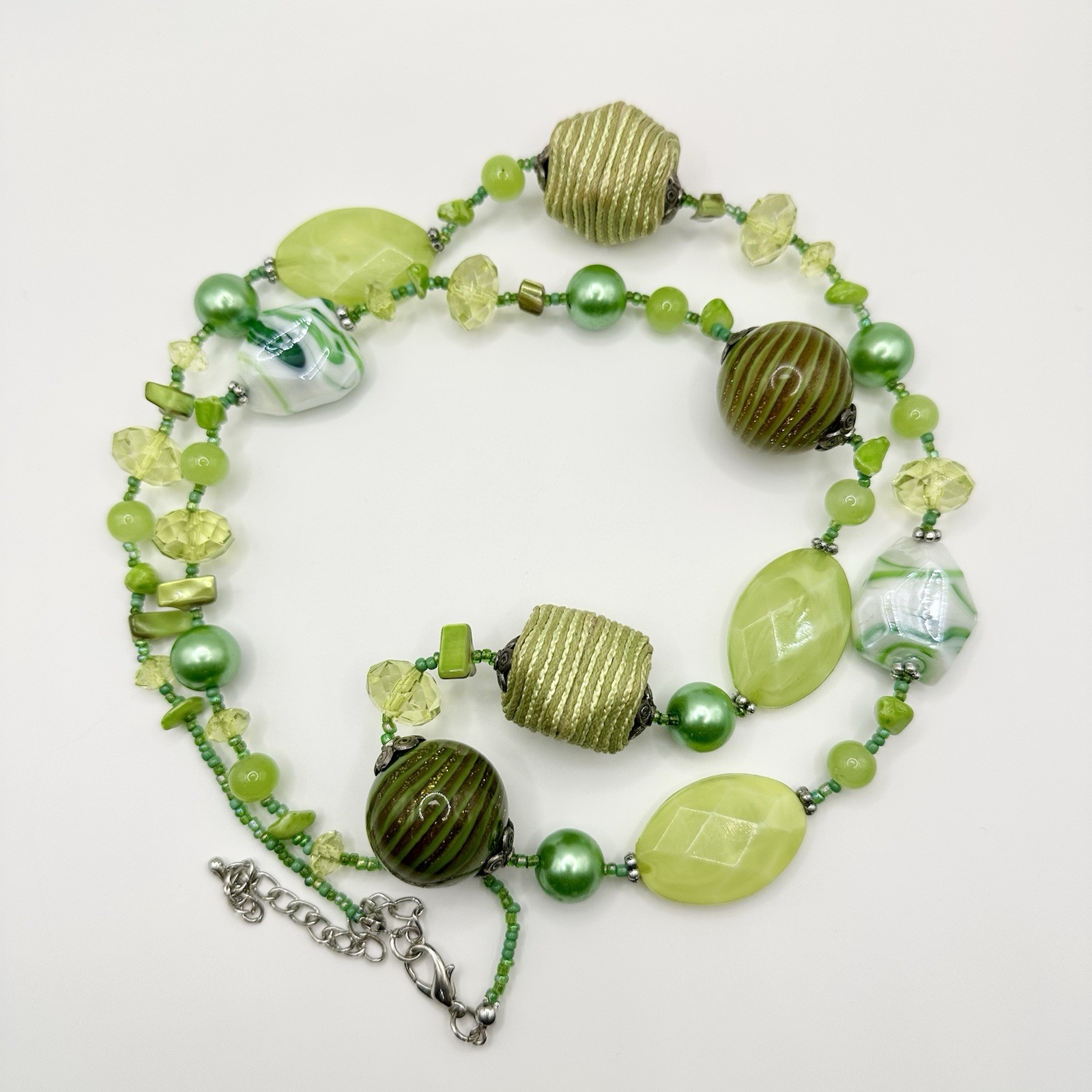 Green Venetian Art Glass Bead Necklace Lucite Fabric Lampwork Artisan 35-38”