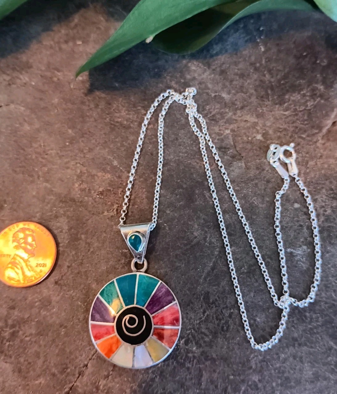 Artisanal Handmade Pendant, .950 Sterling Silver Spiny Oyster Shells Inlay Peru