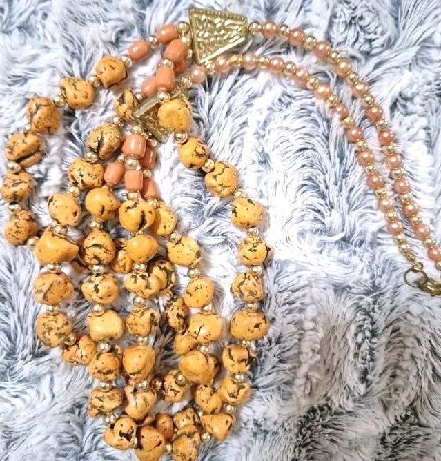 VTG Orange Dyed Howlite Necklace