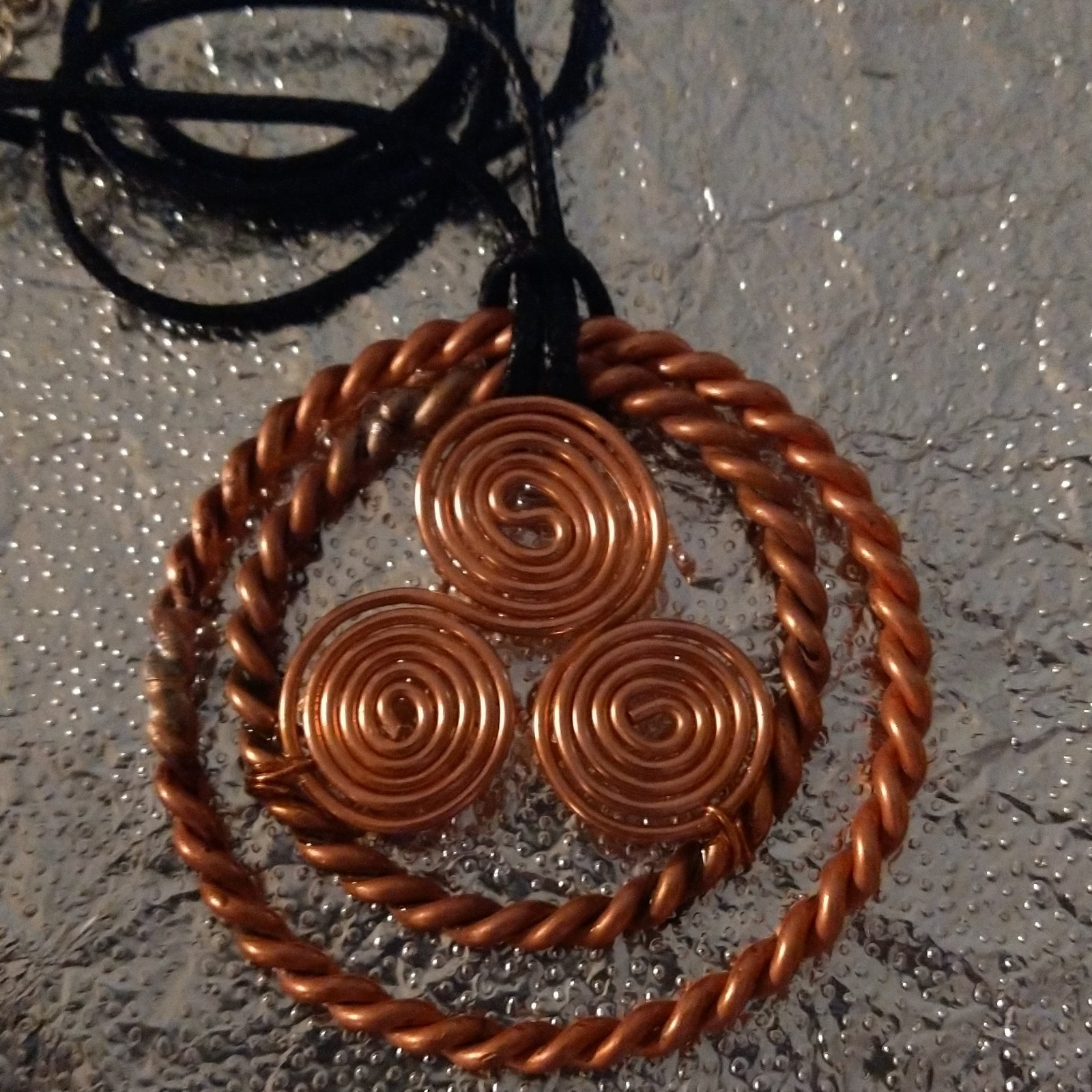 Handcrafted double Copper Tensor Pendant Necklace with Triskelion center 144 Mhz