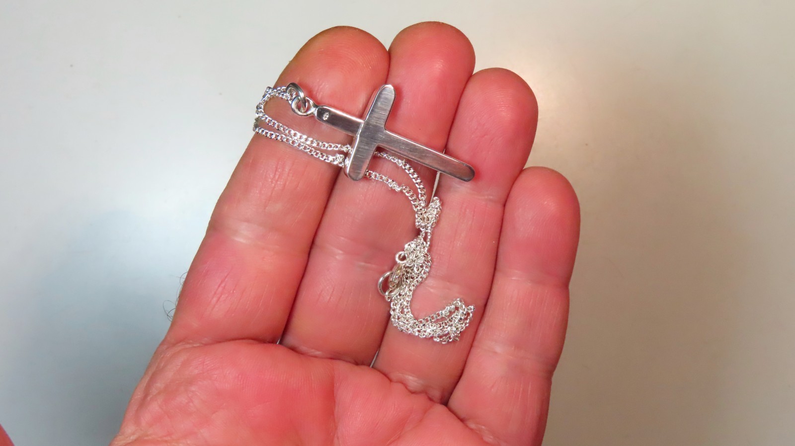CROSS 1.8c COOBER PEDY OPAL NECKLACE 925 STERLING SILVER PENDANT HT OCA19305