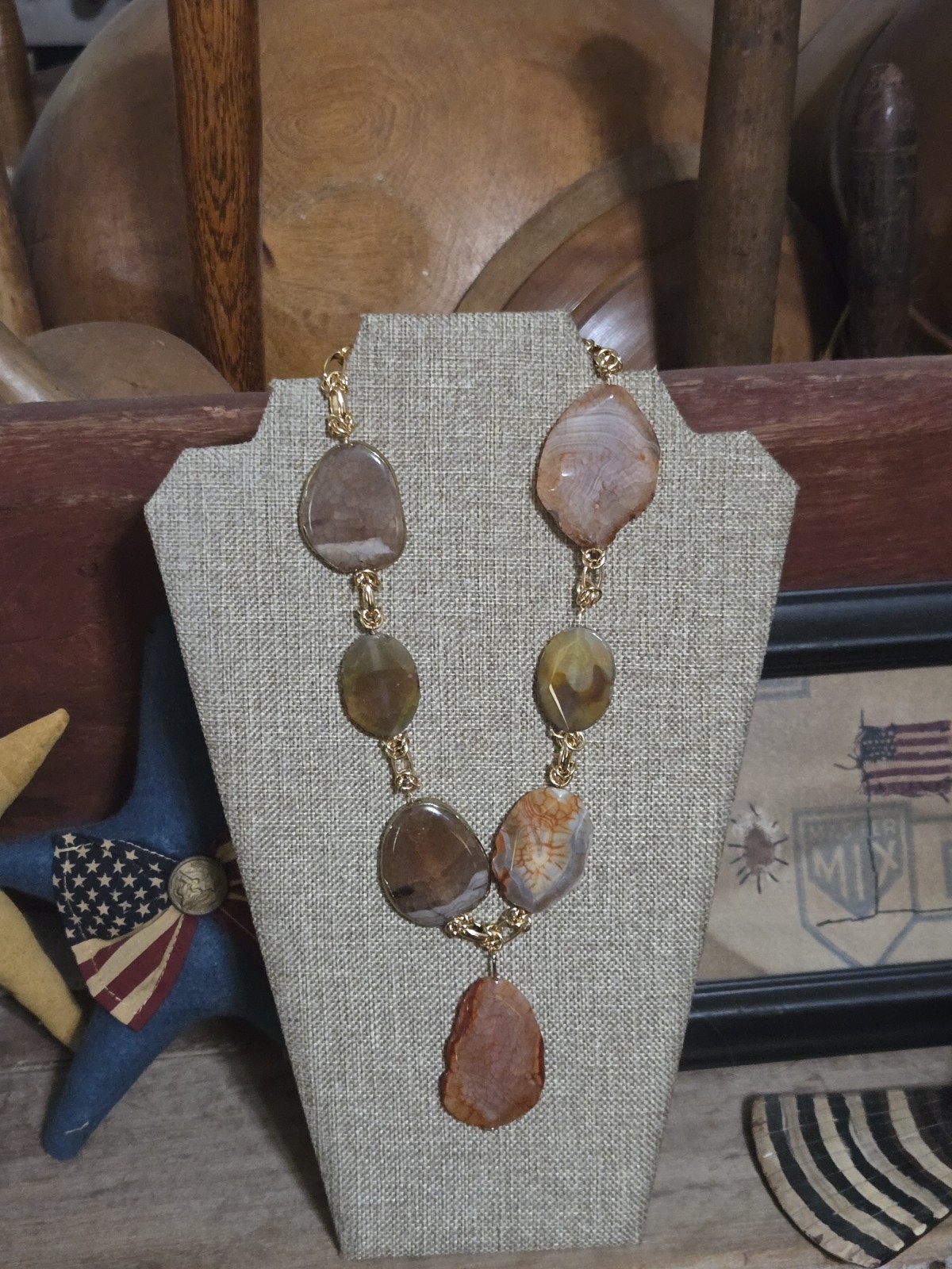 NAKOMOL AGATE SLAB NECKLACE