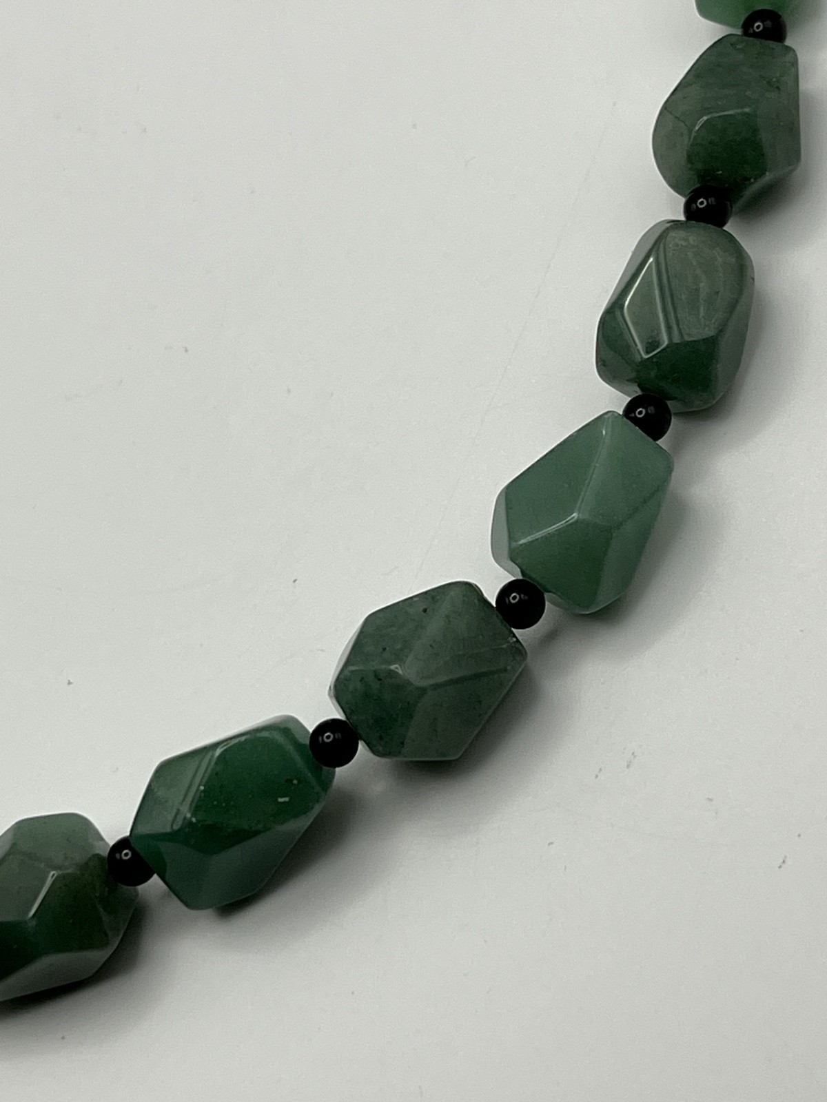 Green Aventurine Rough Faceted Chunk Bead Necklace Lobster Clasp 20″